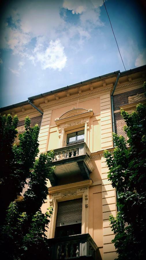 Goodmood Apartment Debrecen Bagian luar foto